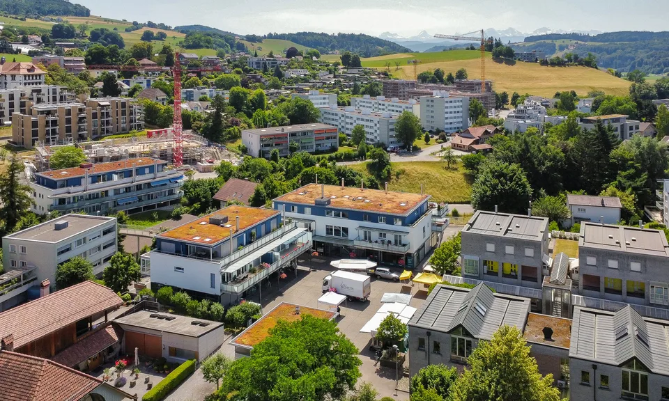 Espace commercial avec salle de bricolage et deux places de parking – photo 11 sur 12