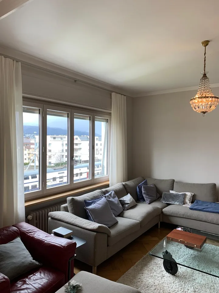 Tolle Jugendstilwohnung im Herzen von Küsnacht