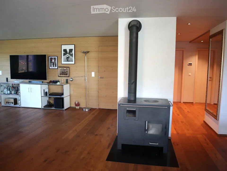 Appartement lumineux 3.5 pièces avec 2 balcons et belle vue à Gelterfingen