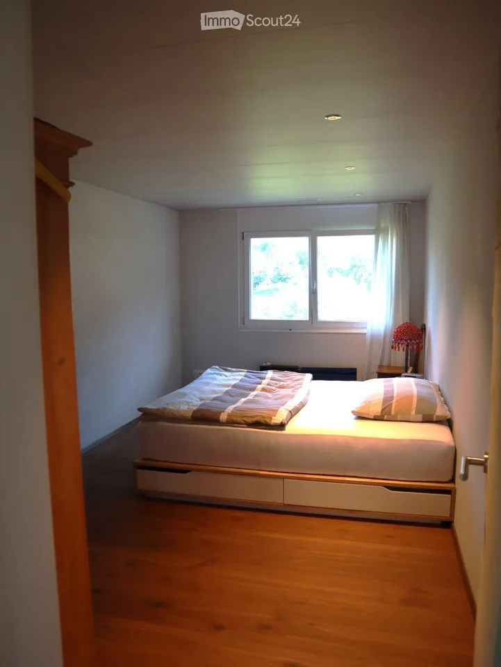 Appartement lumineux 3.5 pièces avec 2 balcons et belle vue à Gelterfingen
