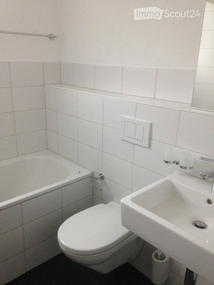 Charmante 3-Zimmer-Wohnung in Leuzigen – sofort verfügbar!
