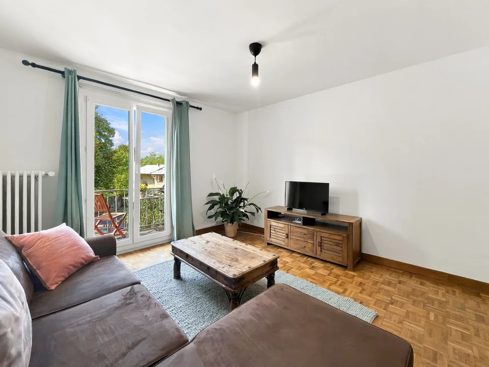 Charmant appartement meublé avec balcon – photo 2 sur 17