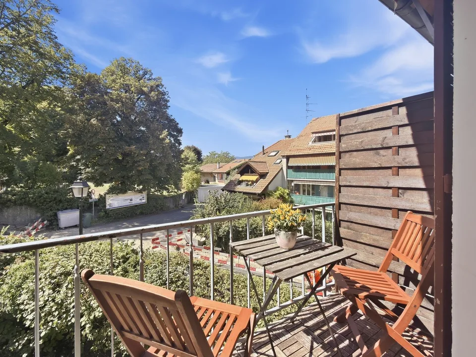Charmant appartement meublé avec balcon – photo 4 sur 17