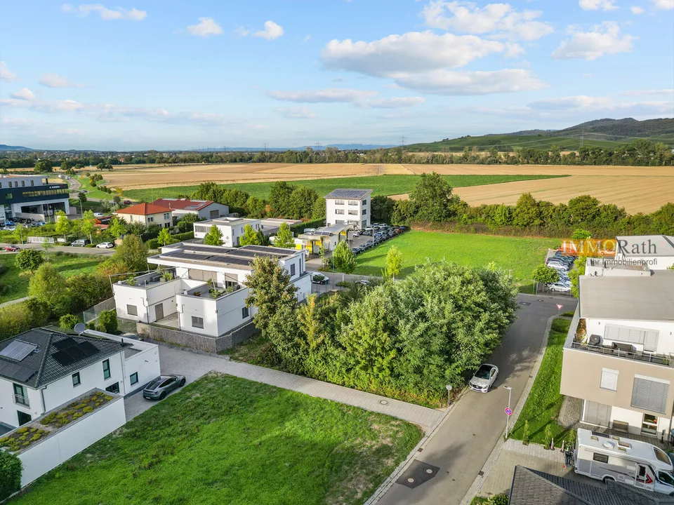 IMMORath.de - Großzügiges Grundstück in zentraler Lage - Arbeiten und – Foto 7 von 13