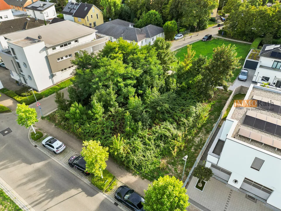 IMMORath.de - Großzügiges Grundstück in zentraler Lage - Arbeiten und – Foto 4 von 13