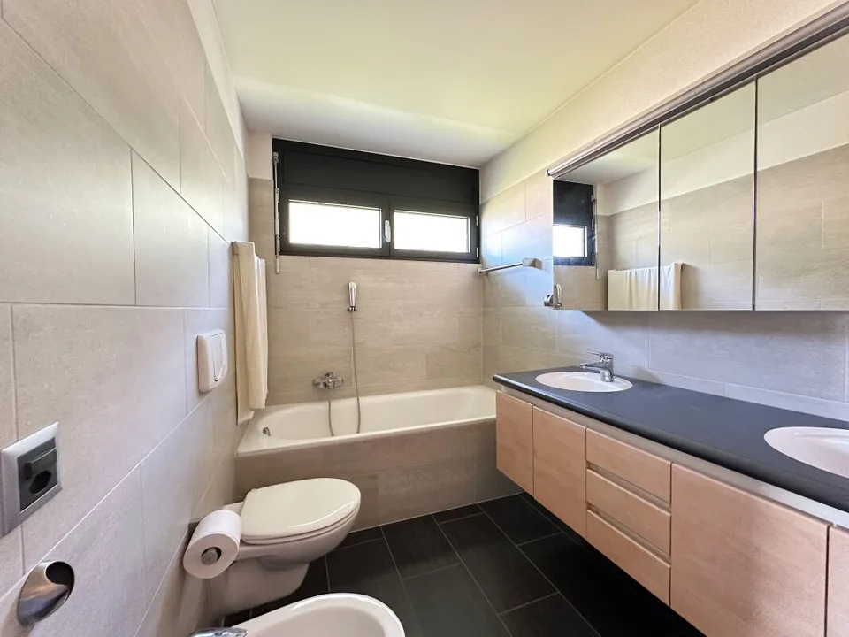 Maison individuelle de haut standing avec sauna, piscine intérieure et ascenseur – photo 8 sur 15