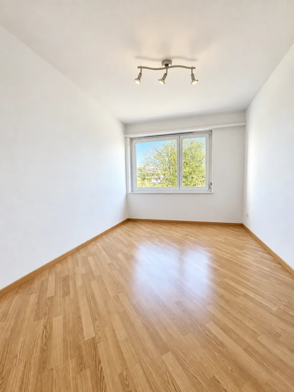 Rütiwisstrasse 16, Volketswil – Foto 9 von 14