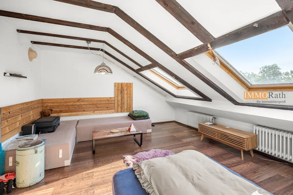 IMMORath.de Attraktive Doppelhaushälfte mit Innenpool, Sauna und Gar – Foto 7 von 13