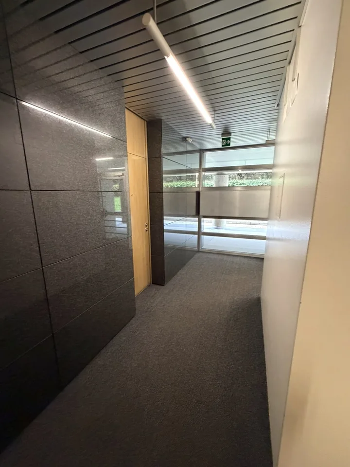 3,5 locaux avec terrasse et vue sur le lac AA 112 – photo 20 sur 27