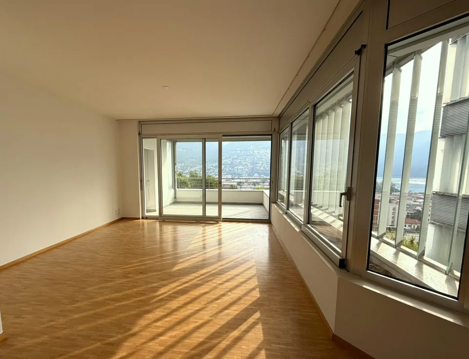 3,5 locaux avec terrasse et vue sur le lac AA 112 – photo 5 sur 27