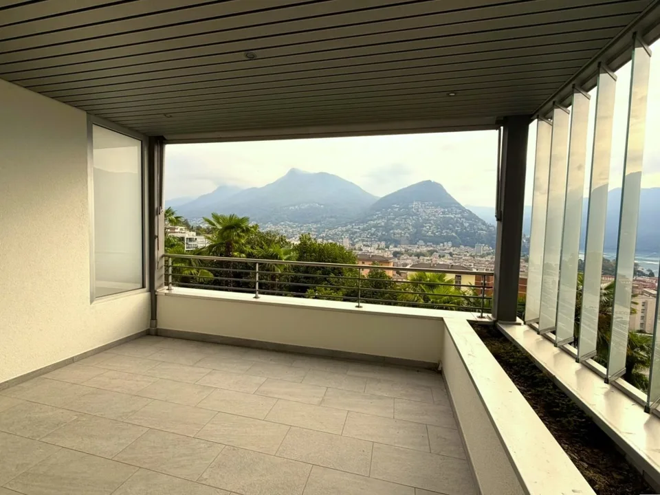 3,5 locaux avec terrasse et vue sur le lac AA 112 – photo 3 sur 27