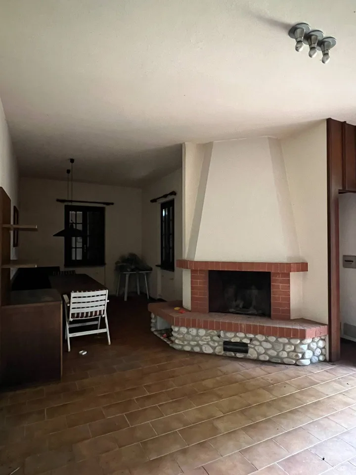 Tenuta con ampio terreno vicino Gallarate (Varese) – photo 10 sur 13