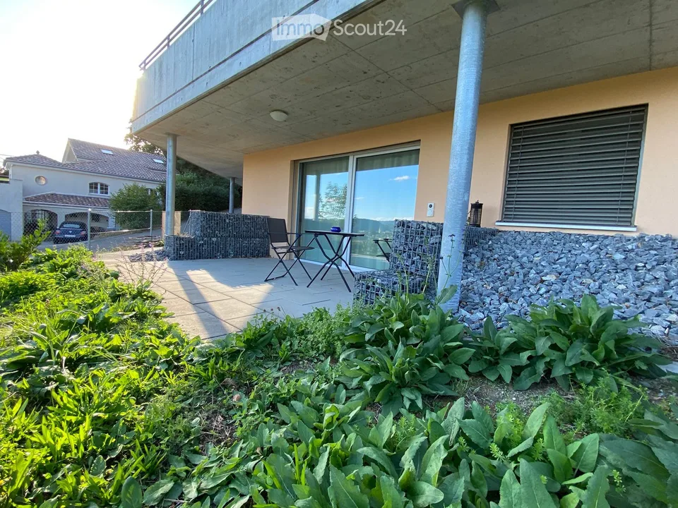 Modernes 1.5-Zimmer-Studio, Terrasse mit Blick auf Zofingen