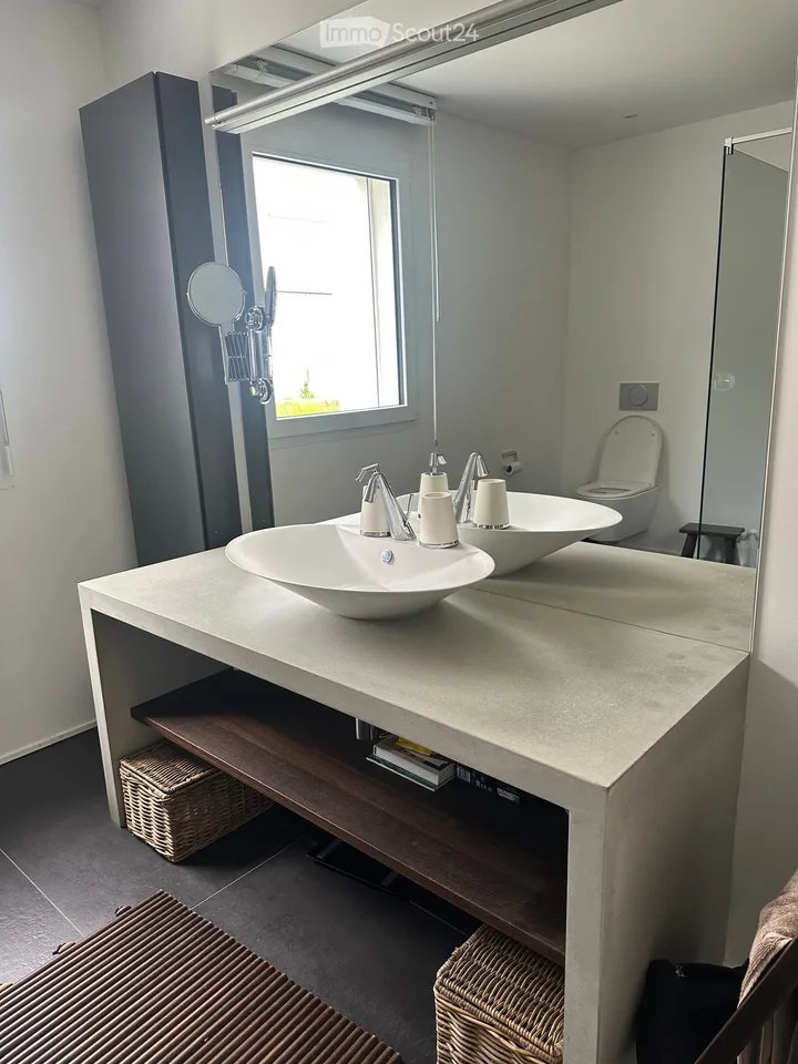 Appartement penthouse exclusif 3.5 avec terrasse ensoleillée de 50 m², vie exclusive à Bettlach
