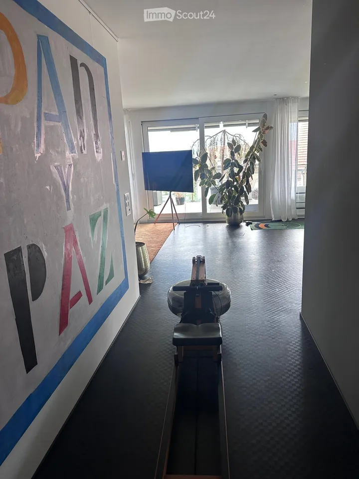 Appartement penthouse exclusif 3.5 avec terrasse ensoleillée de 50 m², vie exclusive à Bettlach