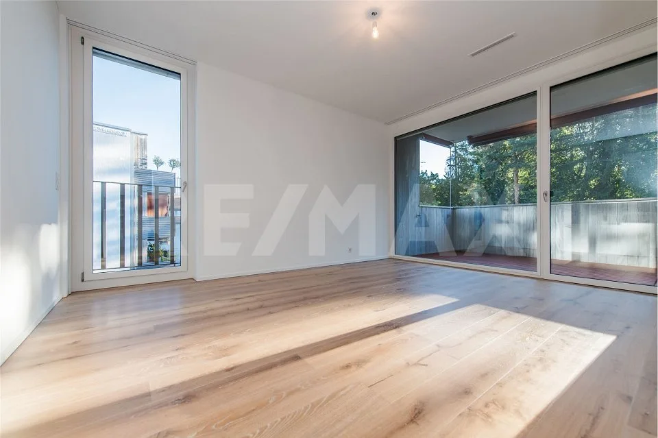LEBEN IN DER GREENCITY: 5½ -ZIMMER-MINERGIE-WOHNUNG MIT BALKON – Foto 9 von 12