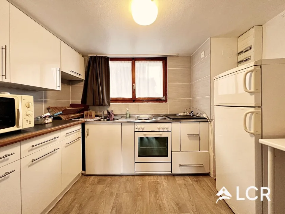 Schönes 2,5-Zimmer-Wohnung möbliert - Holzofen - Viele Charme