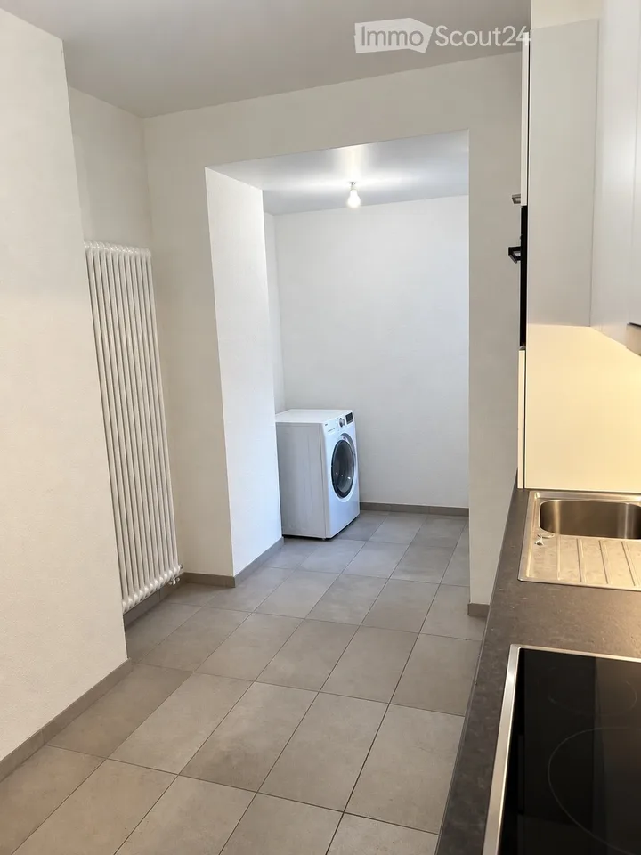 Ripresa del contratto di affitto 2 stanze luminose con vista sul lago