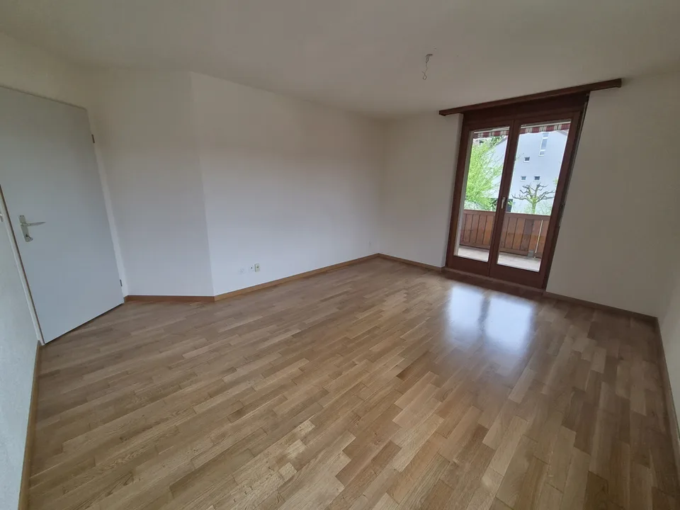 1 Month Free Rent - 5.5 Rooms on the 2nd Floor in Eiken – photo 7 of 12