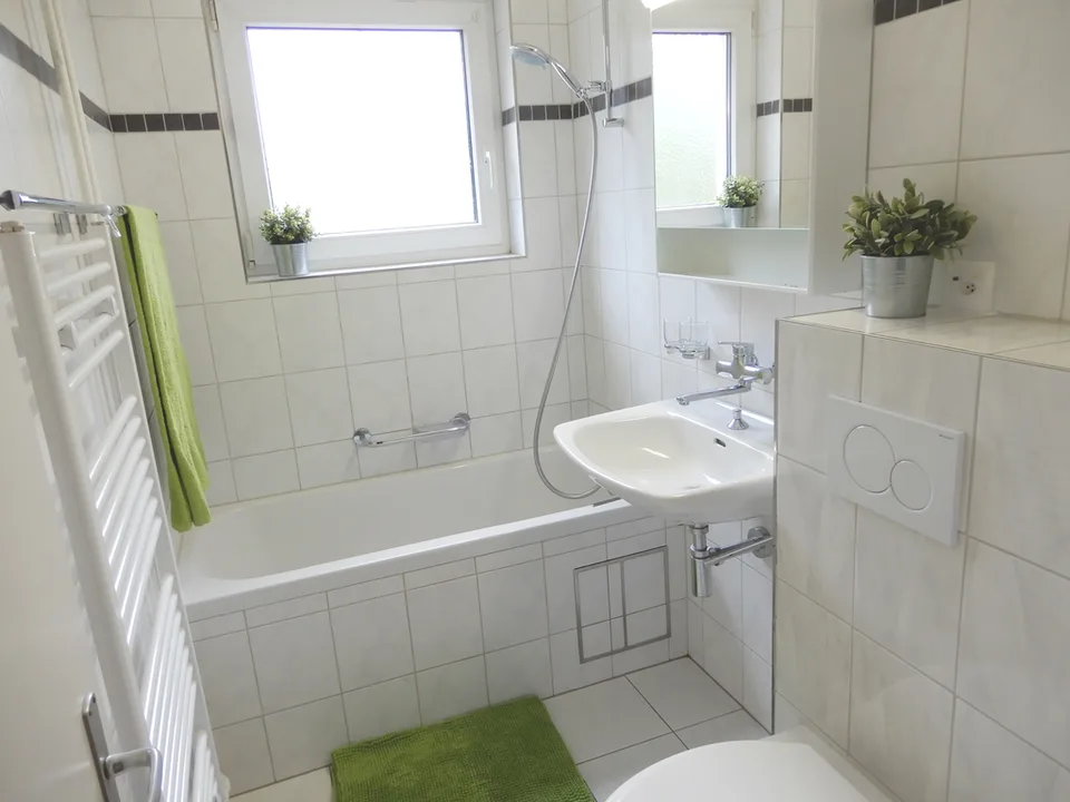 GEMÜTLICHE WOHNUNG IM ERDGESCHOSS – Foto 2 von 8