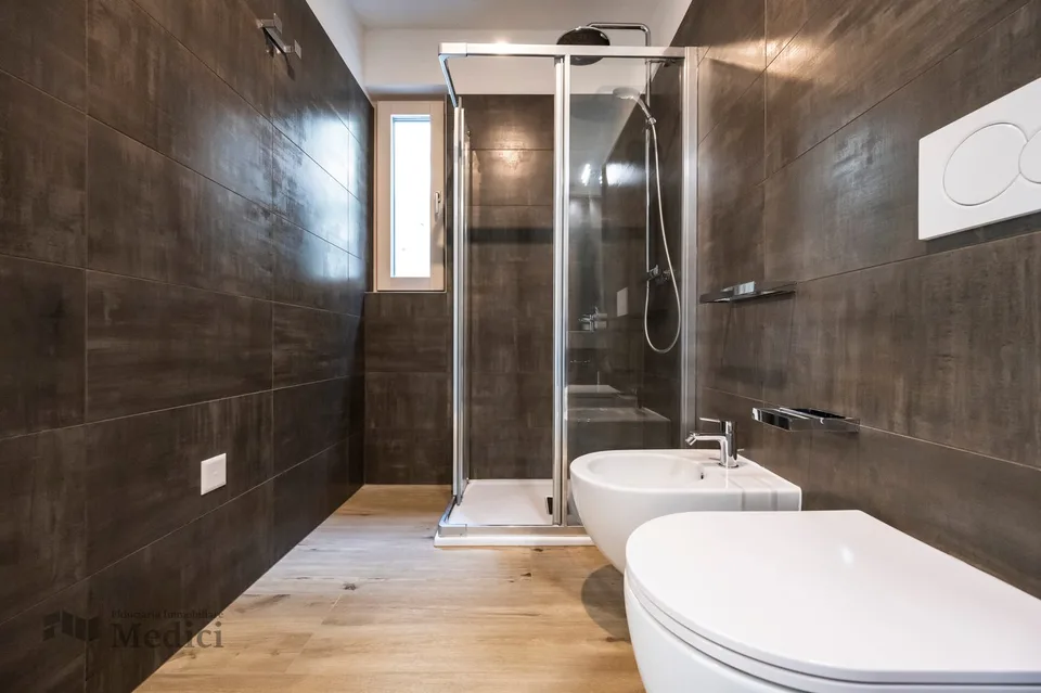 Moderne und elegante 2.5-Zimmer-Wohnung in strategischer Lage – Foto 9 von 19