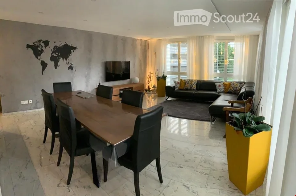 Attika Wohnung mit Grosse Wintergarten und Terrasse – Foto 2 von 5