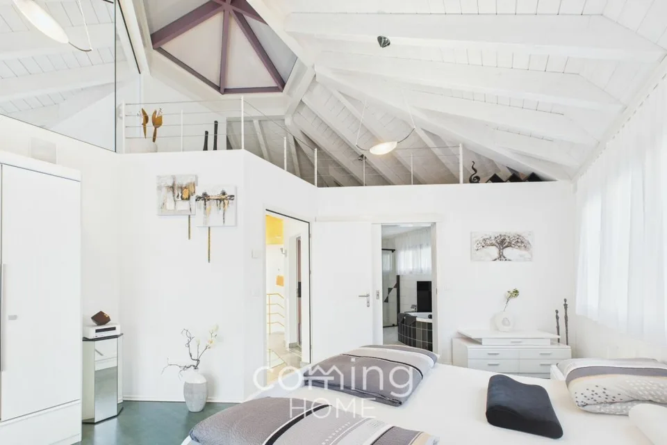 Aussergewöhnliches Einfamilienhaus in Brig Glis - architektonisch markant, sonnig gelegen und umfassend renoviert – Foto 13 von 30