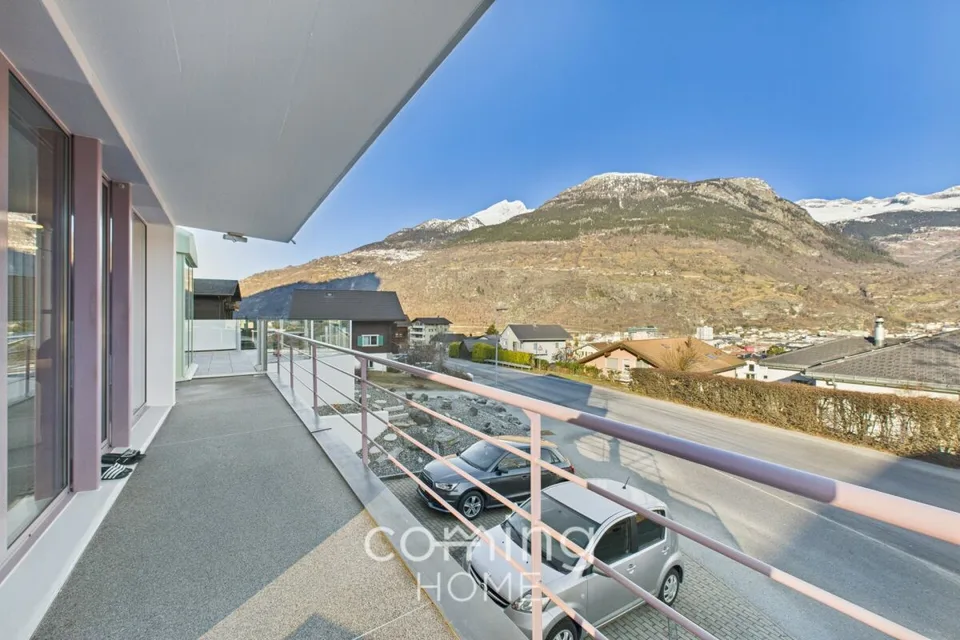 Aussergewöhnliches Einfamilienhaus in Brig Glis - architektonisch markant, sonnig gelegen und umfassend renoviert – Foto 25 von 30