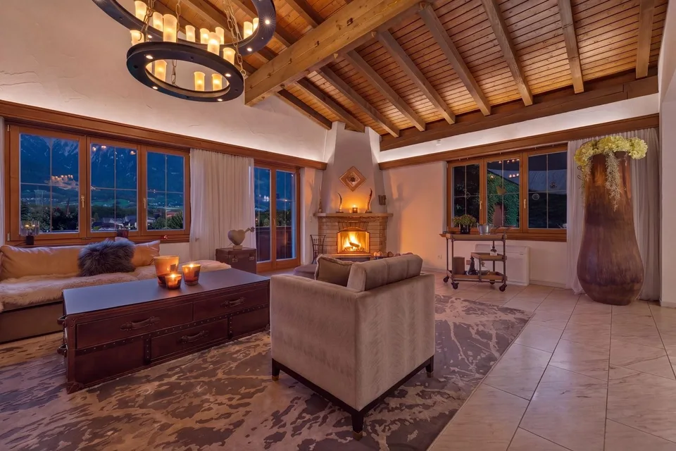 "Casa Bella" with great attention to detail, with heated pool and high-end equipment – photo 3 of 11