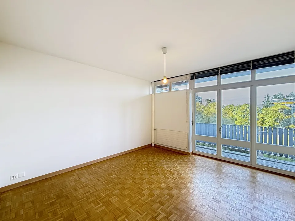 Appartamento carino con 3 camere da letto e piscina – foto 8 di 14