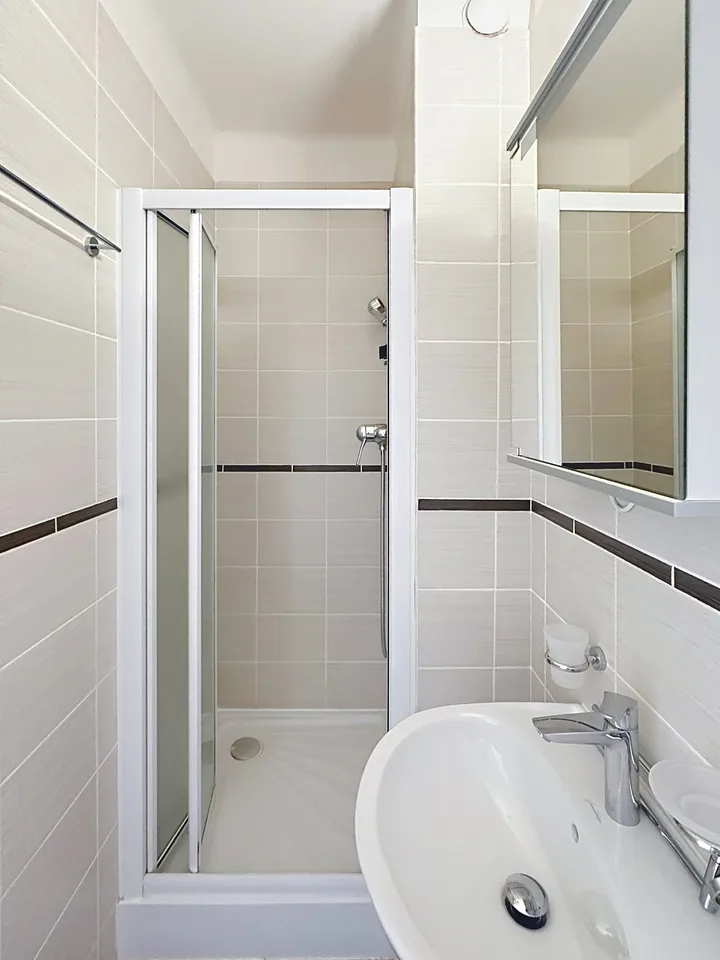 Appartamento carino con 3 camere da letto e piscina – foto 12 di 14