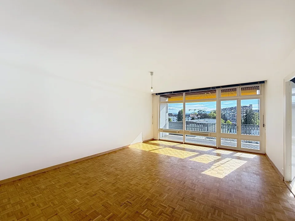 Appartamento carino con 3 camere da letto e piscina – foto 2 di 14
