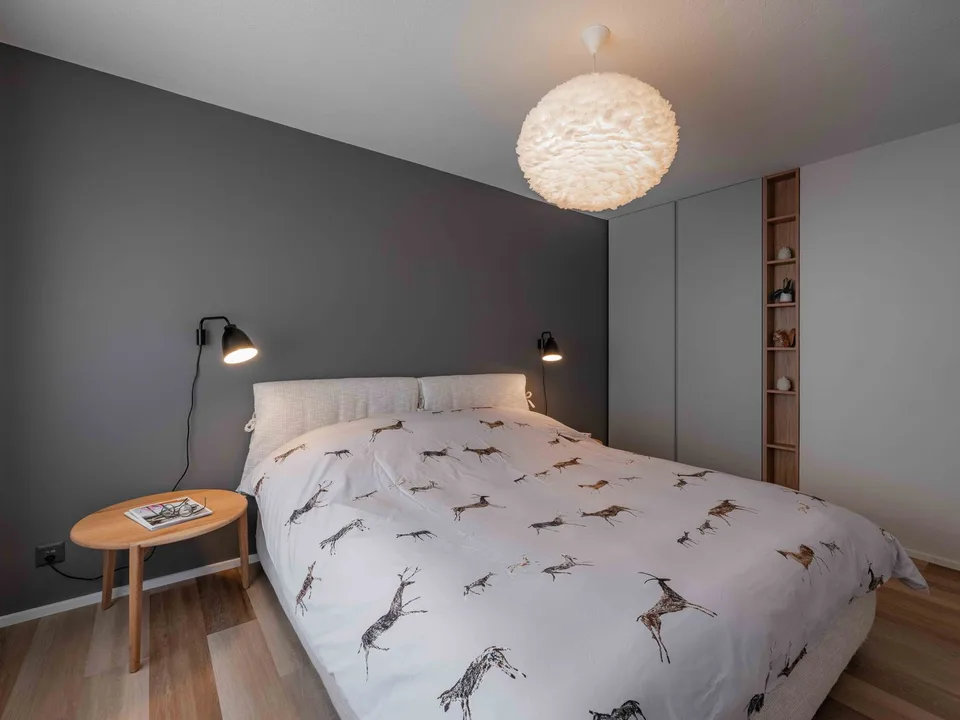 Appartement de 4 pièces élégamment rénové à Davos Platz – meublé et situé au calme