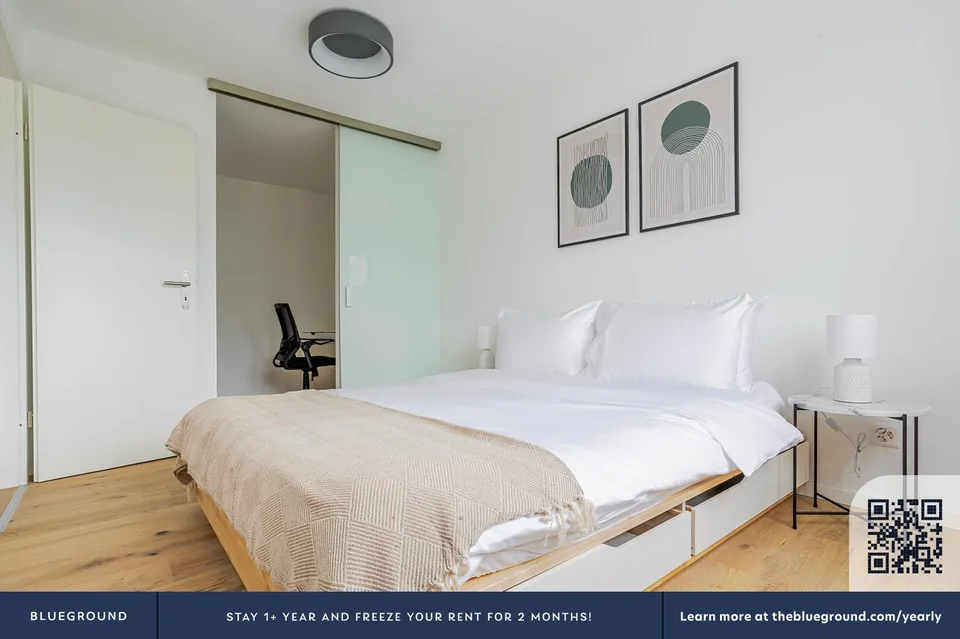 Appartement meublé élégant à Zürich avec vue sur la ville – photo 11 sur 13
