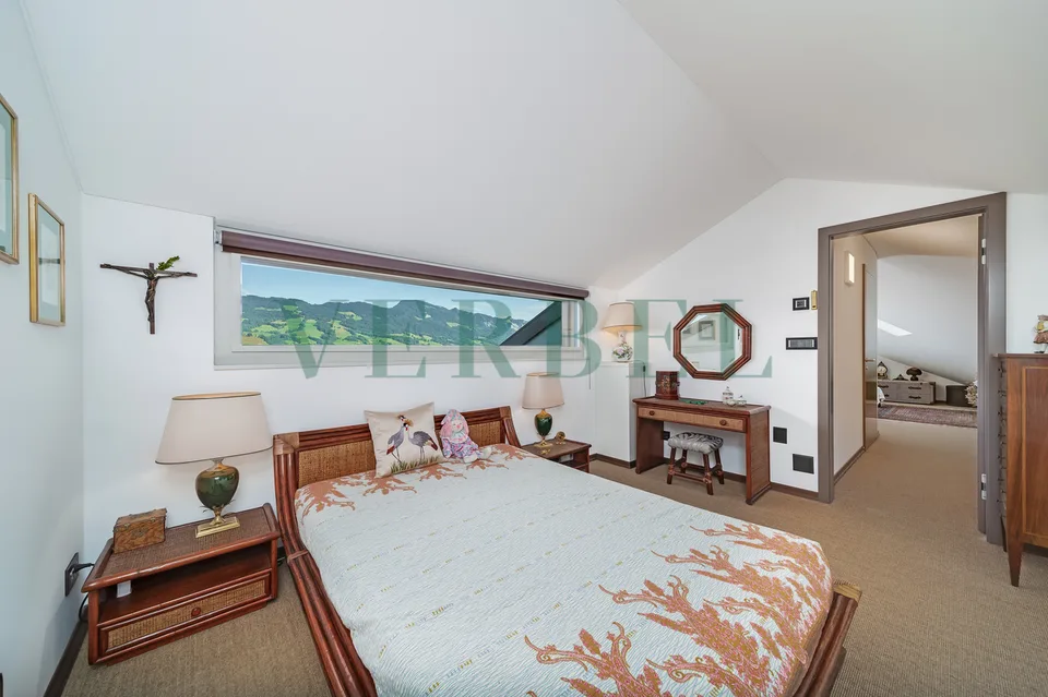 Duplex en attique avec vue exceptionnelle sur lac et montagnes – photo 34 sur 39
