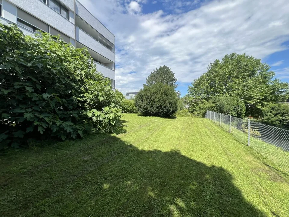 La Neuveville, wunderschönes 4.5-Zimmer-Apartment komplett renoviert mit Balkon