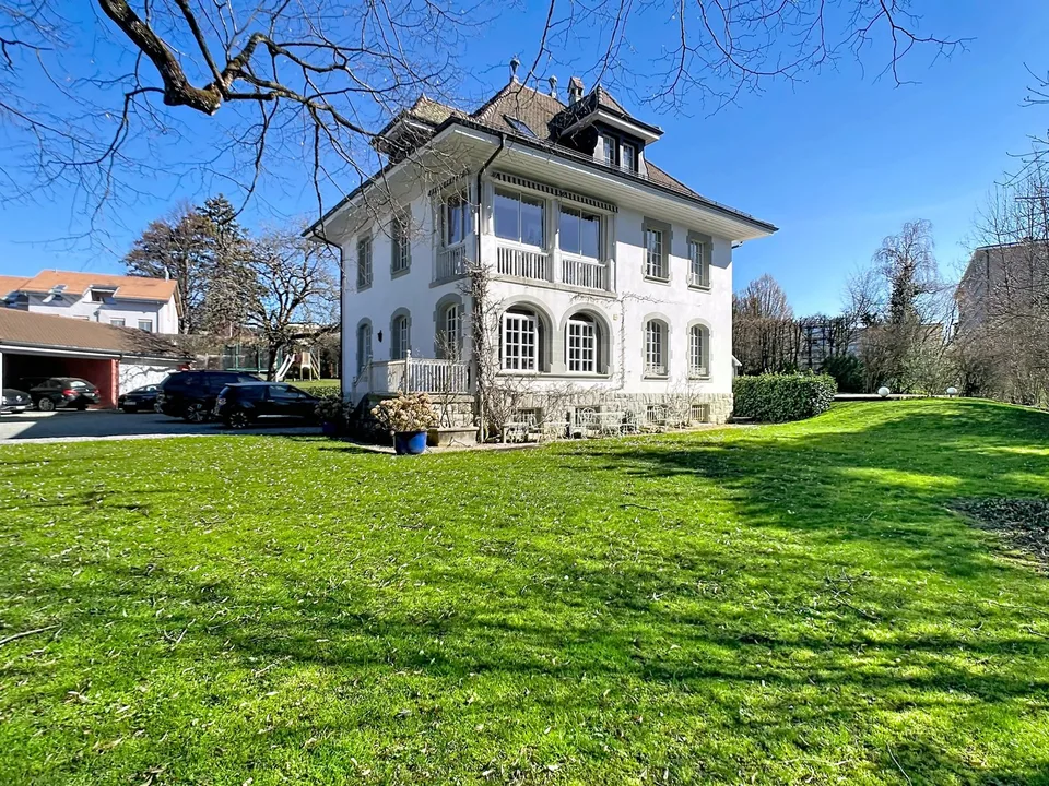 9 Zimmer Villa in Lausanne – Foto 2 von 9