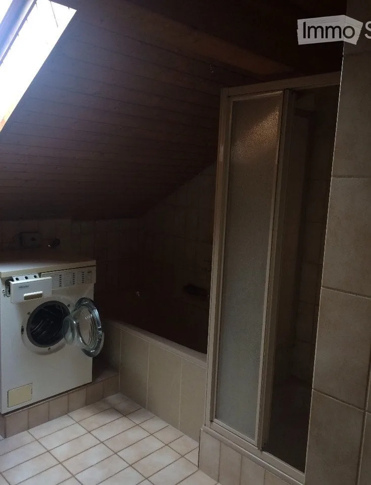 Großes Dachgeschoß-Apartment zur Miete - 3.5 Zimmer in Biel – Foto 5 von 5