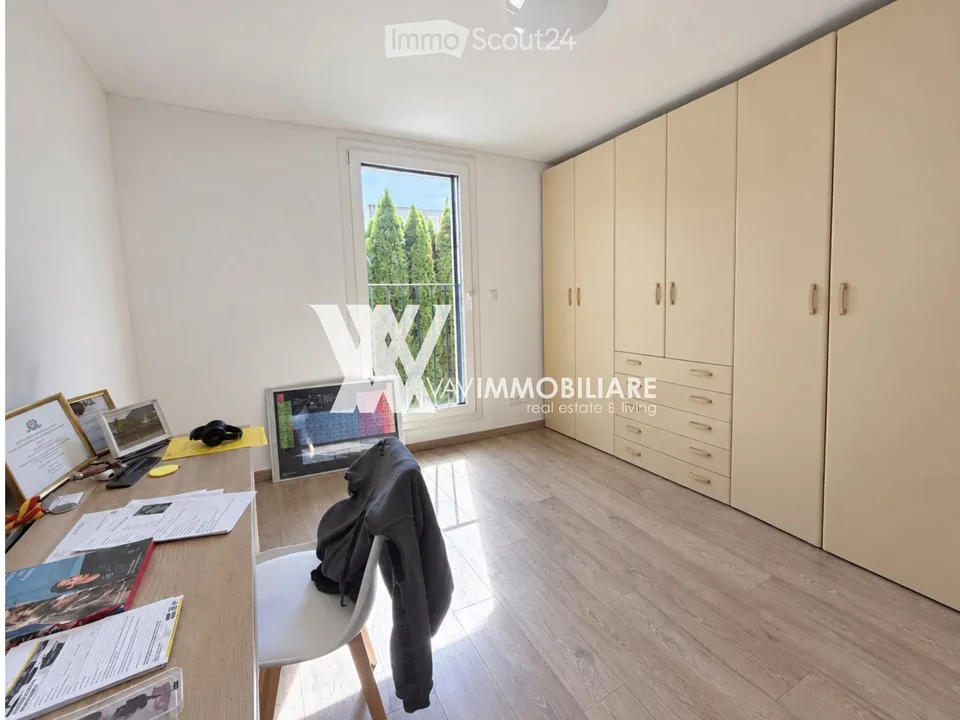 SOMAZZO: GROßES APARTMENT IN GRÜNER UMGEBUNG – Foto 9 von 13