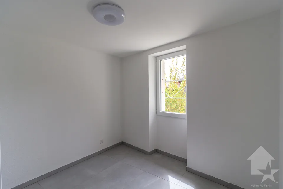 Immeuble entièrement rénové en 2026 avec rendement locatif de 4,3% – Foto 10 von 13