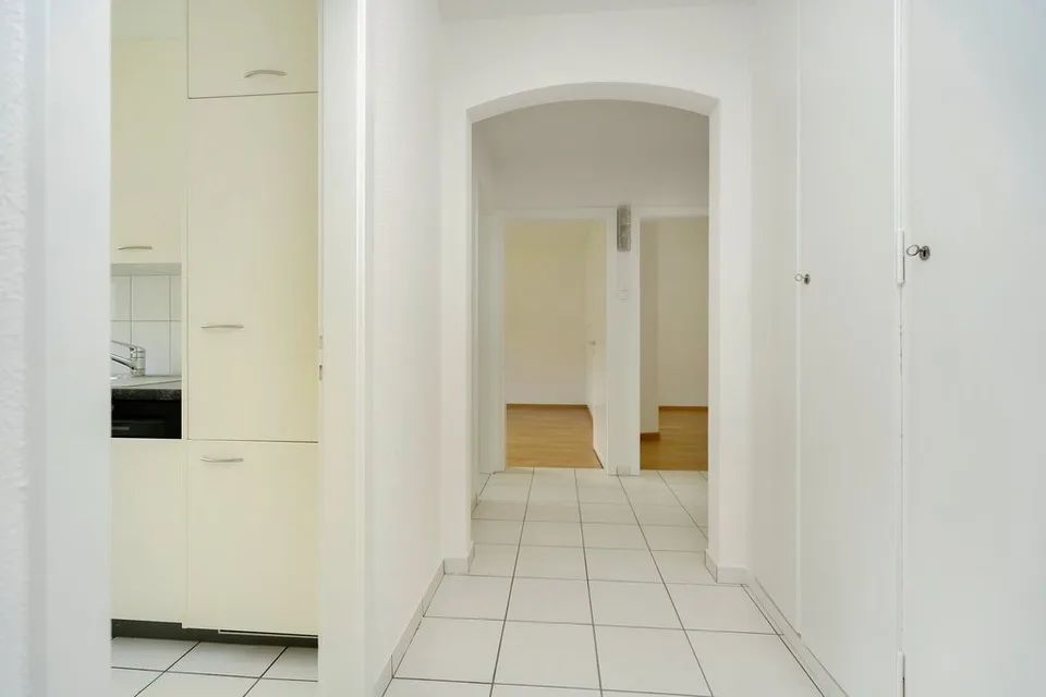 Appartamento di 3 locali in posizione centrale in affitto – foto 2 di 8