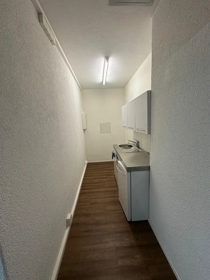 Central location - versatile use - with additional rooms – photo 8 of 8