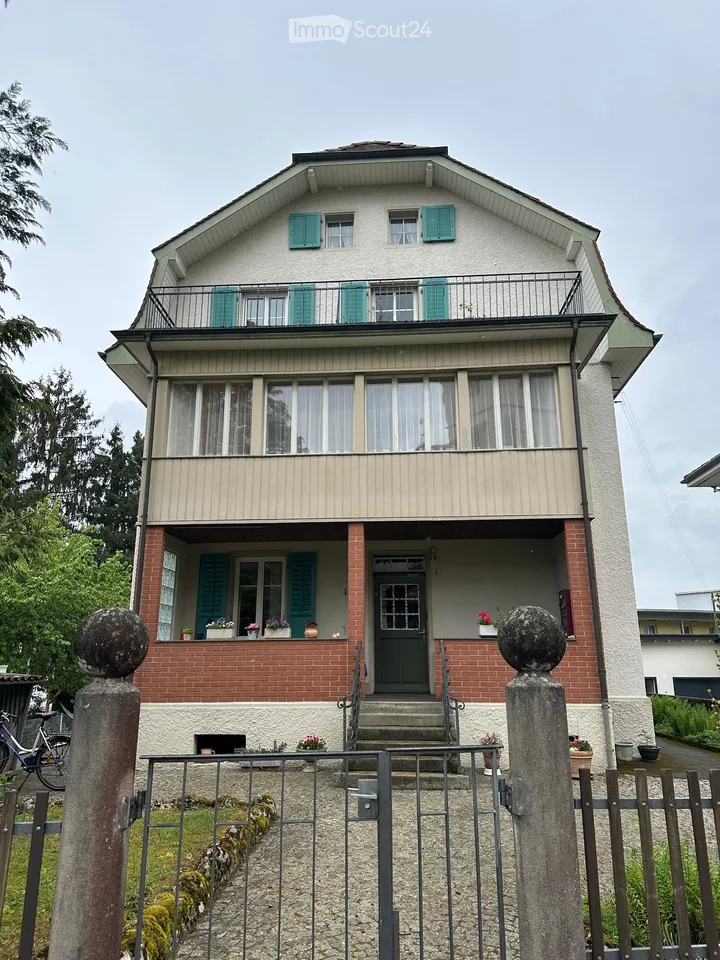 Charmant appartement 3.5 pièces en centre-ville avec jardin