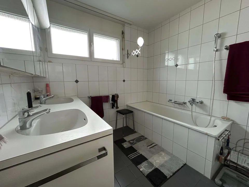 Moderne Eigentumswohnung an ruhiger Wohnlage mit zwei Sitzplätzen – Foto 4 von 10