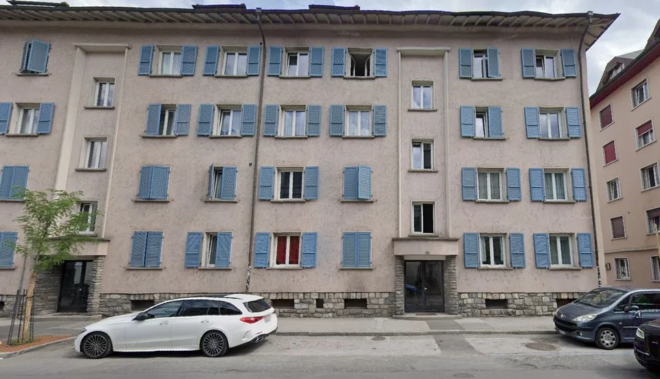 Studio funzionale al 4° piano a Sion, disponibile immediatamente