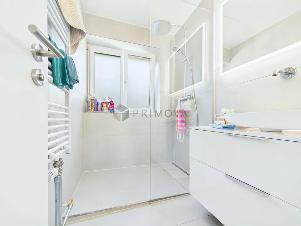 Modernisiert & grosszügig mit Cheminée im familienfreundlichen Quartier – Foto 9 von 12