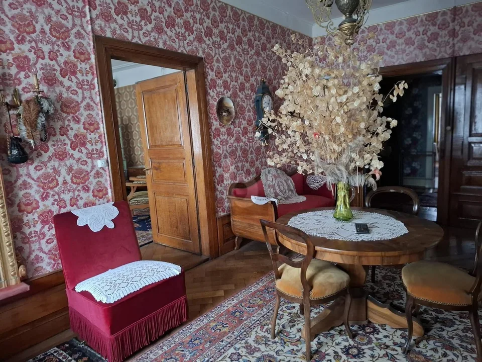 GRANDIOSES, VOLLER CHARAKTER, BEEINDRUCKEND – Foto 2 von 12