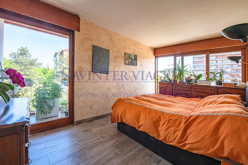Lumineux appartement T4, grands balcons, vue montagne, garage – foto 7 di 13