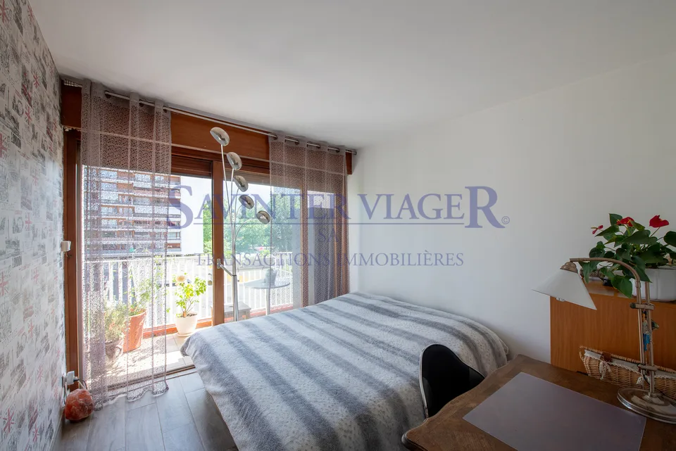 Lumineux appartement T4, grands balcons, vue montagne, garage – foto 8 di 13