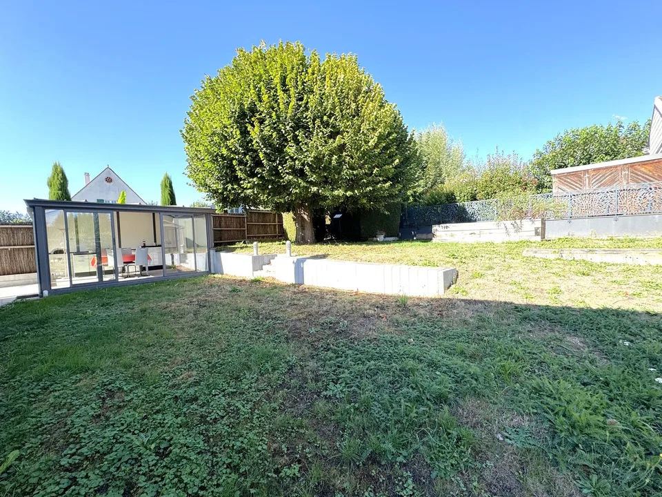 Plain pied surélevé de 115m² sur 7 ares – photo 2 sur 7